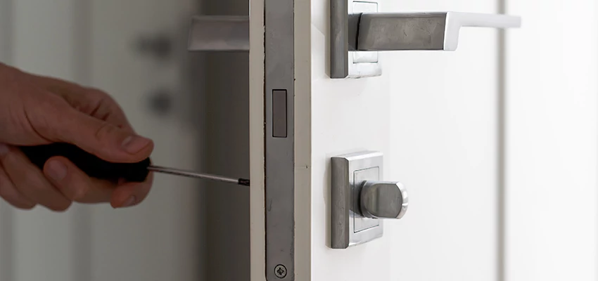 Key Programming Locksmith Open Now in Glendale, California